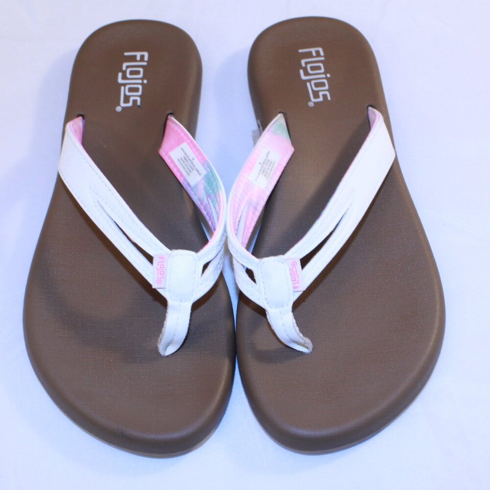 Flojos Size 8 White Faux Leather Cut Out Thong Flip Flop Sandals